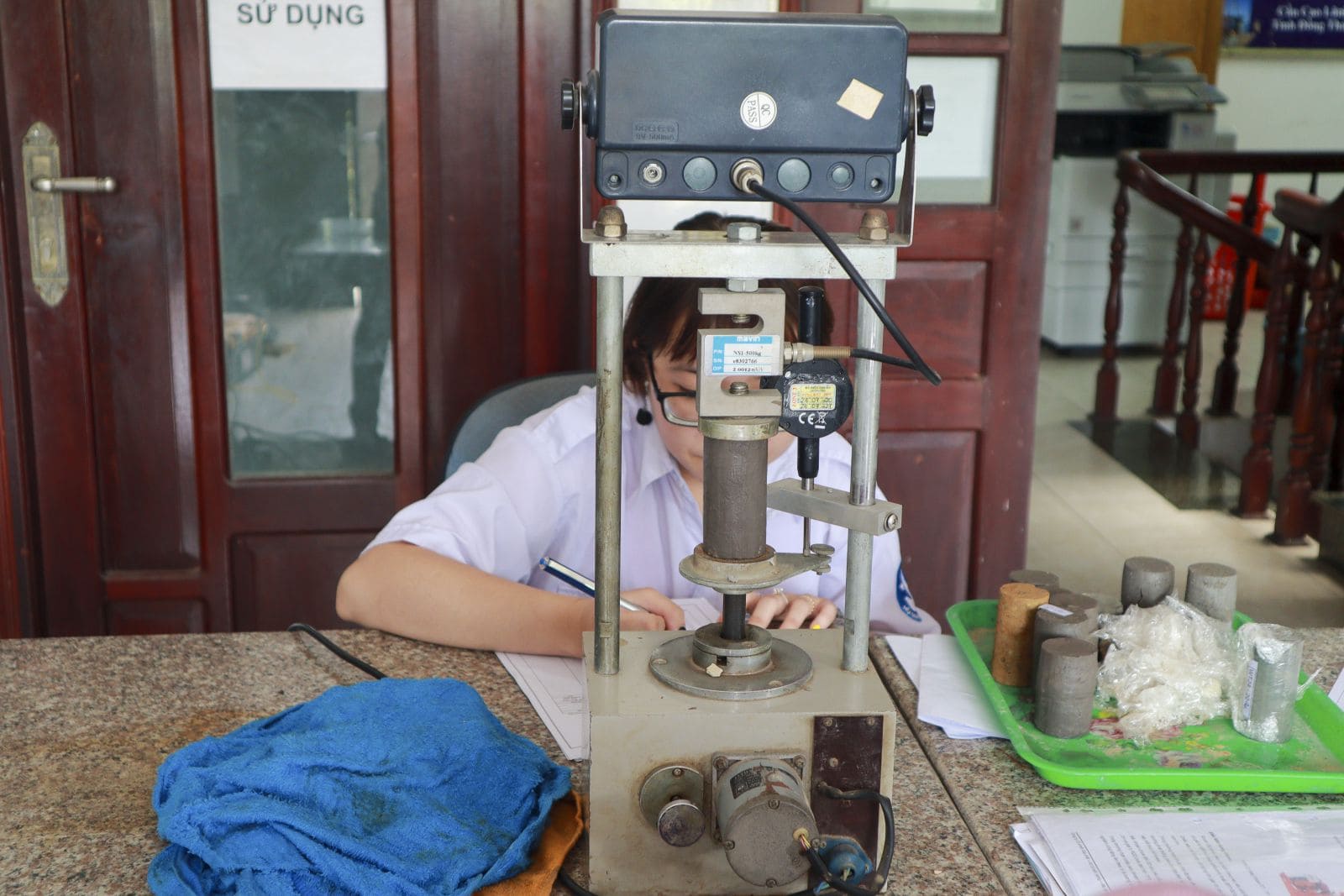 Thí nghiệm Địa kỹ thuật 9 IMG 1056